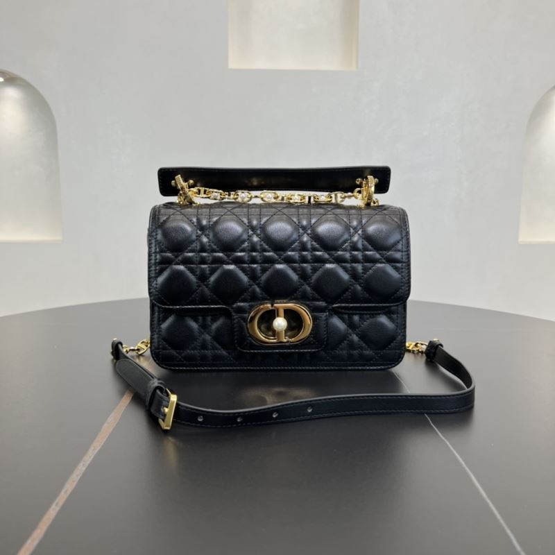 chr1st1an D10r montaigne bags